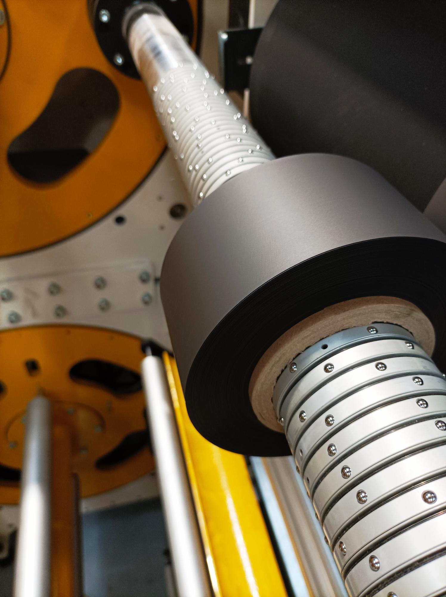 Turret winder on electrode slitters